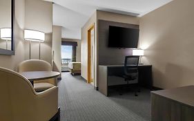 Super 8 By Wyndham Prince Albert